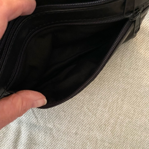 Wristlet Bag in Black Leather No Brand - Picture 4 of 8